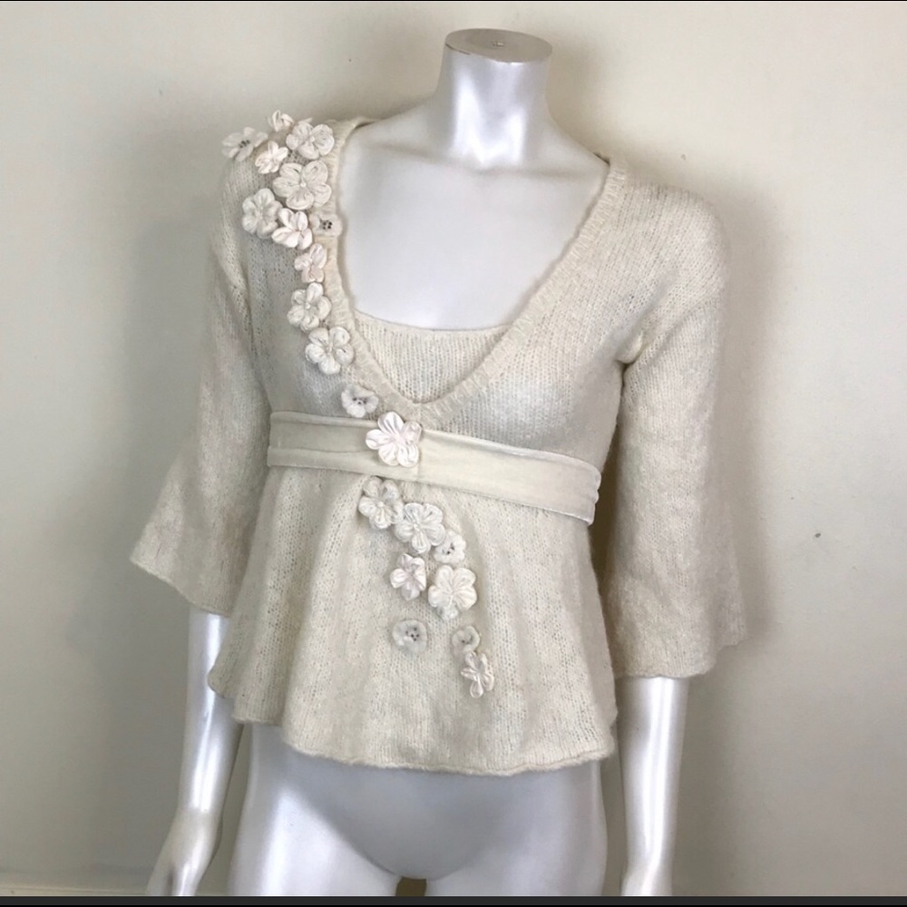 Sleeps on Snow velvet tie sweater- M